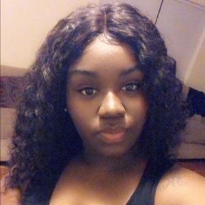 Meet your Posher, Jakayshea